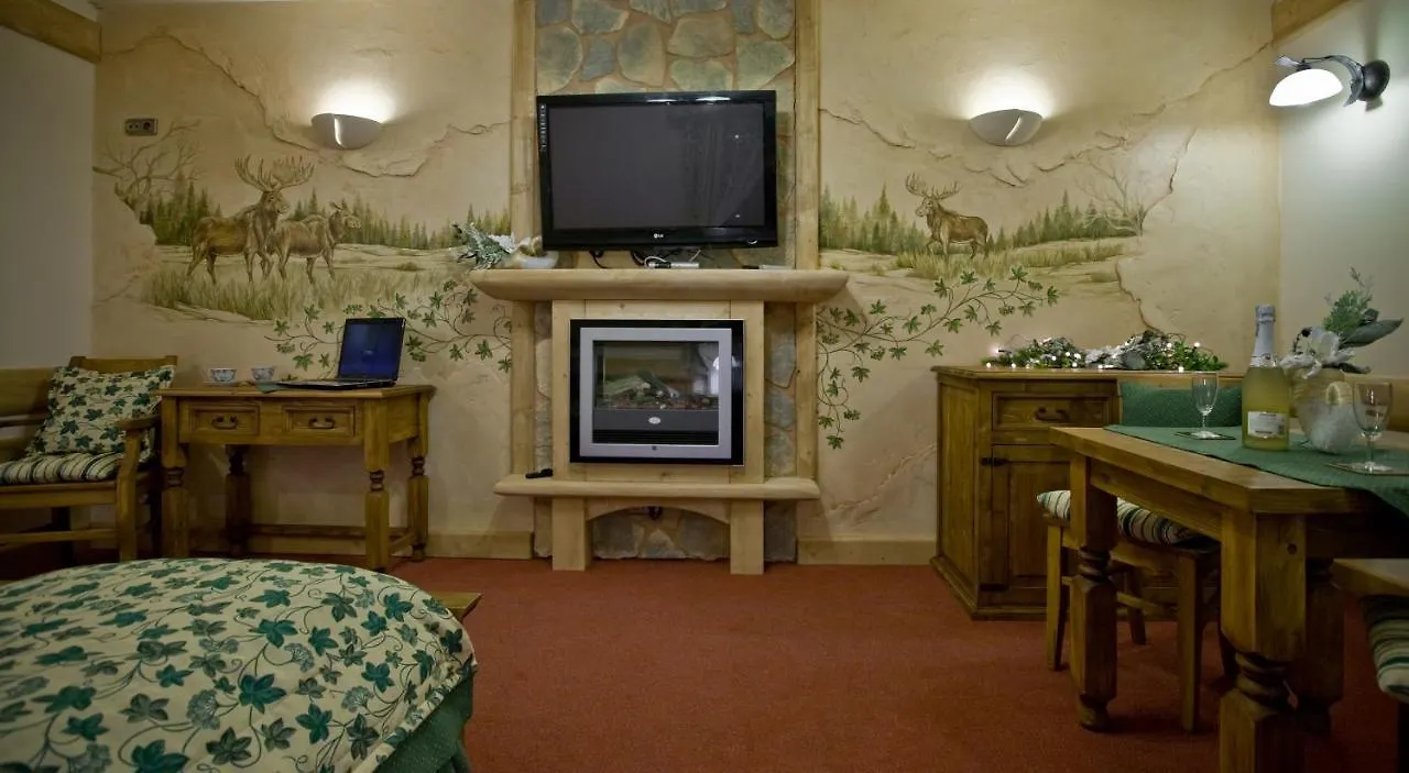 Lesny Dworek Zakopane Bed and breakfast